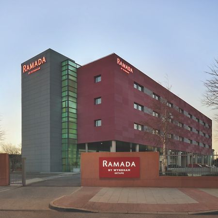 Отель Ramada By Wyndham Madrid Хетафе Экстерьер фото
